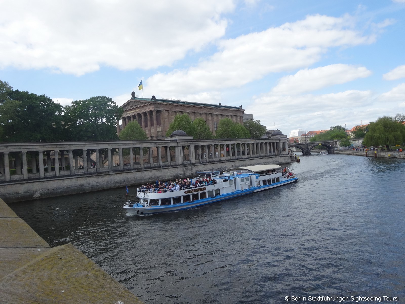 river-cruise-berlin-schifffahrt-top-berliner-sehensw-rdigkeiten